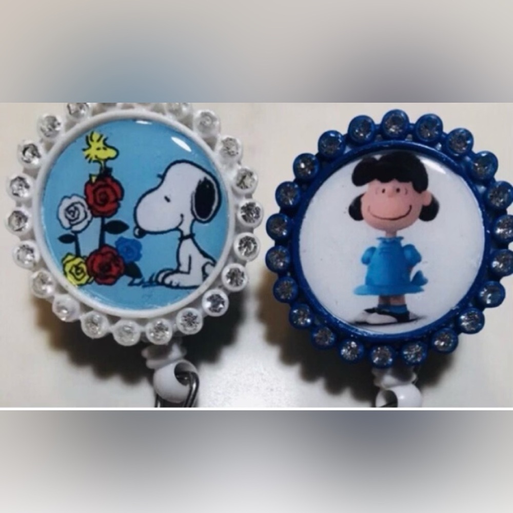 Crystal Peanuts Snoopy + Lucy Nurse RN ID Card Badge Reel Holder Alligator Clip